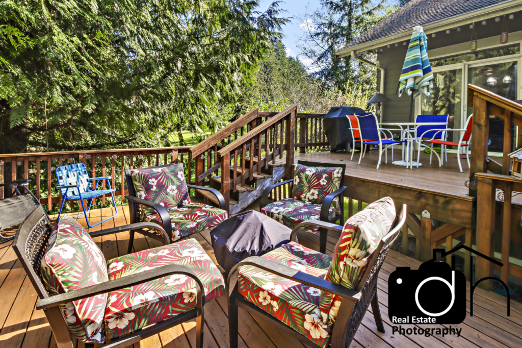 Real Estate photography exterior home photos Seattle Bellevue Kirkland Issaquah Sammamish Mercer Island